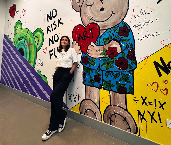 Duvarlar sanatla konuşuyor: Türk sanatçının eser serisi Dubai’deki otelde hayat buluyor